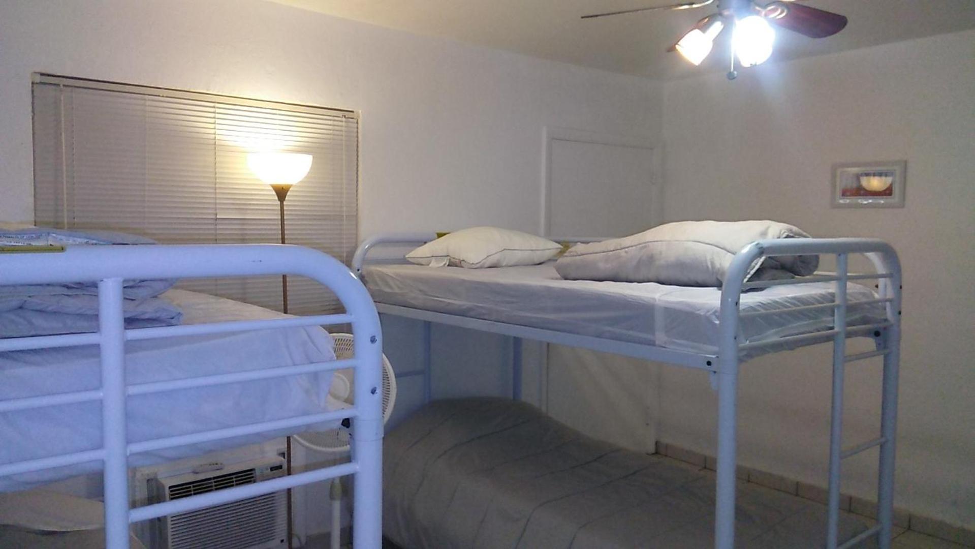 Downtown Hollywood Beach Students' Dorm Albergue Exterior foto