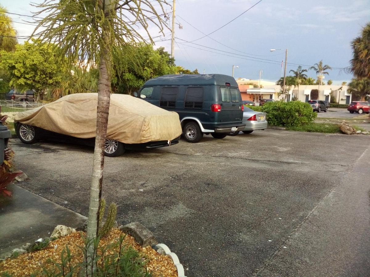 Downtown Hollywood Beach Students' Dorm Albergue Exterior foto